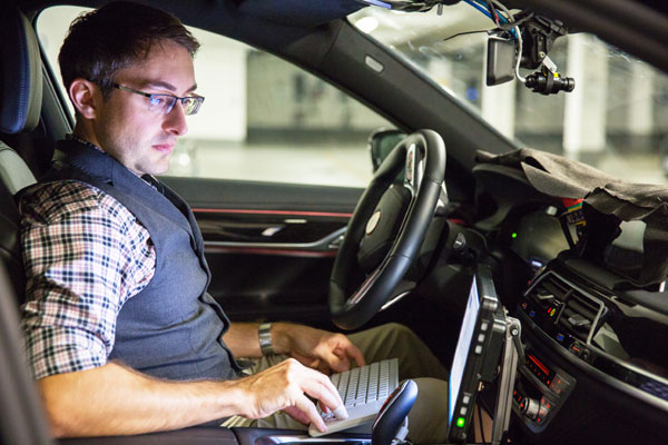BMW Group, Intel şi Mobileye vor avea automobile de test autonome pe şosele în a doua jumătate a anului 2017
