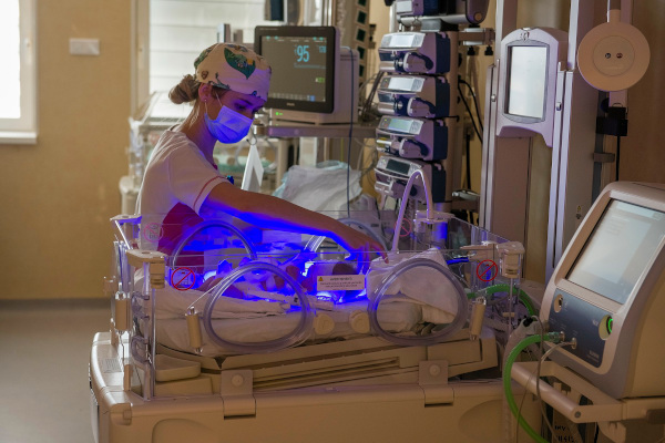 Șase secții de neonatologie vor primi 4,5 mil. de lei pentru modernizare, din Fondul Viață pentru Nou-Născuți