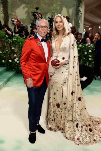 Tommy Hilfiger, Dee Hilfiger in Custom Tommy Hilfiger - Met Gala 2024 - photo Getty Images 