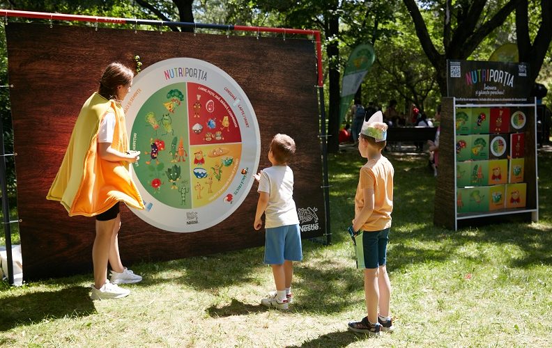 Parcul Al. I. Cuza a răsunat de veselie: zeci de mii de copii au participat la 1uniFEST nestle