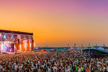 SAGA festival revine cu Rave Plane, Mainstage 360 și trei zone VIP. Cum va arăta anul acesta cel mai mare festival de muzică din București?