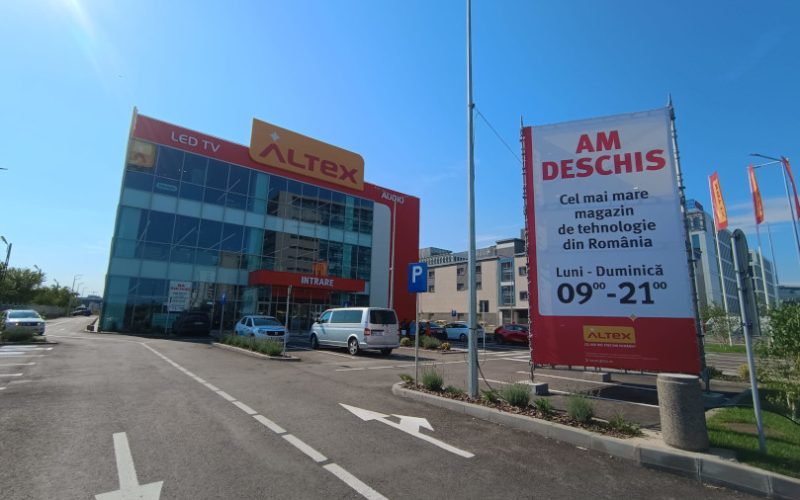 Altex deschide cel mai mare magazin de tehnologie din România, în zona București-Nord