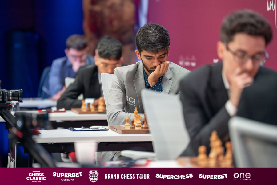 Partidele din a opta rundă de la Superbet Chess Classic România 2024 s-au încheiat cu remize