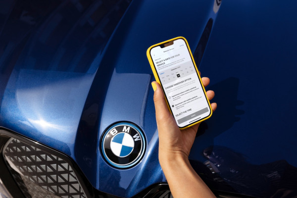 Gamă completă de servicii digitale pentru clienţii BMW şi MINI în România – mai simplu, mai accesibil, mai transparent