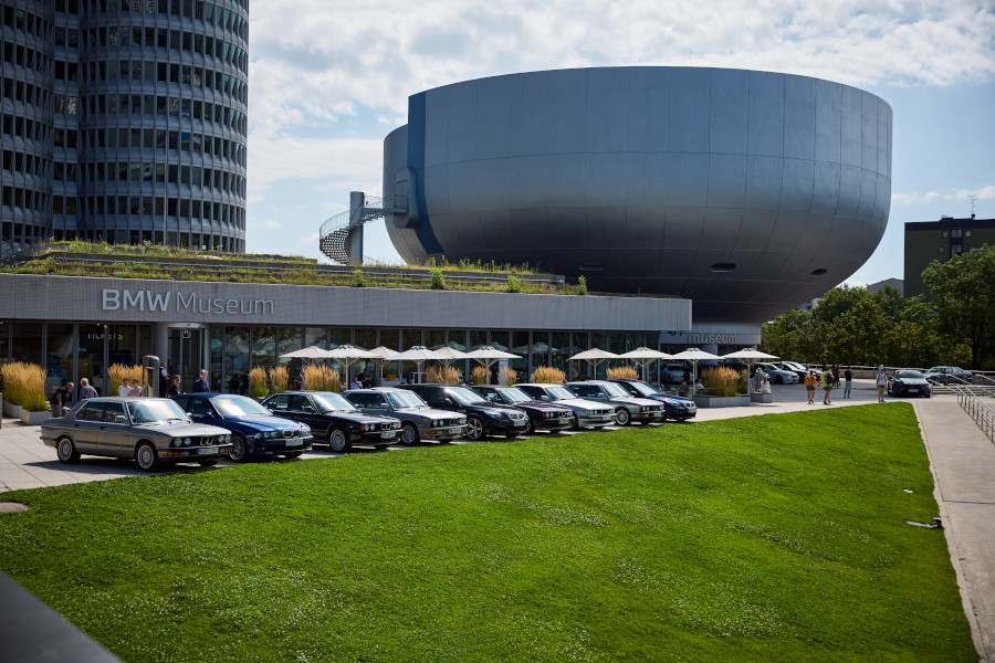 BMW Welt şi Muzeul BMW sărbătoresc 40 de ani de BMW M5