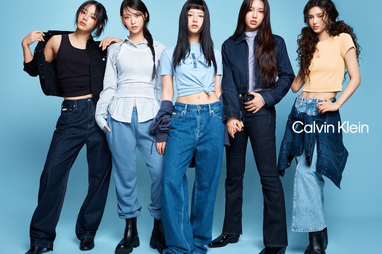 Calvin Klein lansează campania Toamna 2024 cu NewJeans