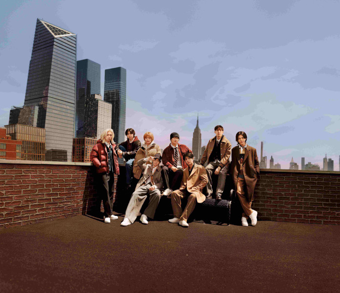 Tommy Hilfiger îi duce pe Stray Kids pe skyline-ul New York-ului pentru campania Toamna 2024