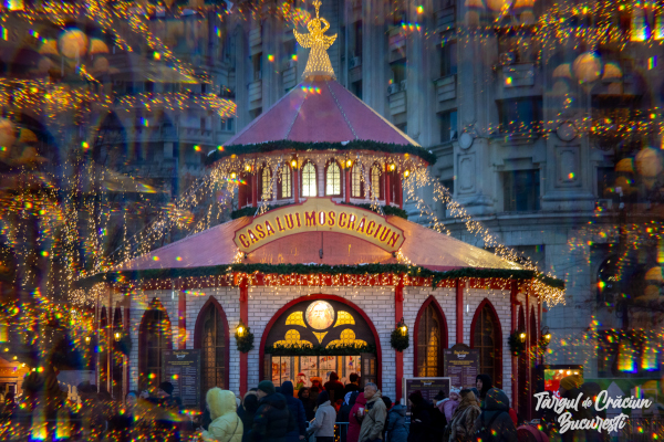 Târgul de Crăciun București._Casa lui Moș Crăciunjpg