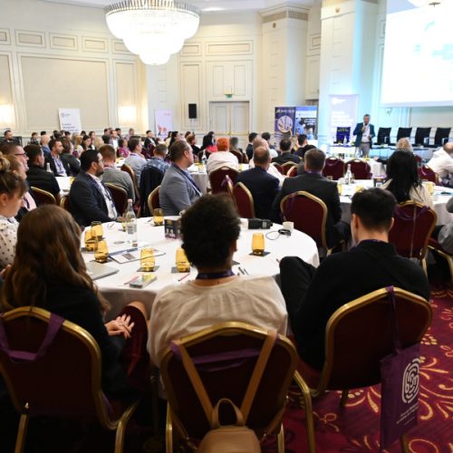 Principalele concluzii ale profesioniștilor invitați la „Supply Chain & Logistics Forum & Expo” 2024. „Putem vedea că intrăm într-o eră fast & furious, unde am trecut de la livrarea la timp la livrarea aproape instantă”