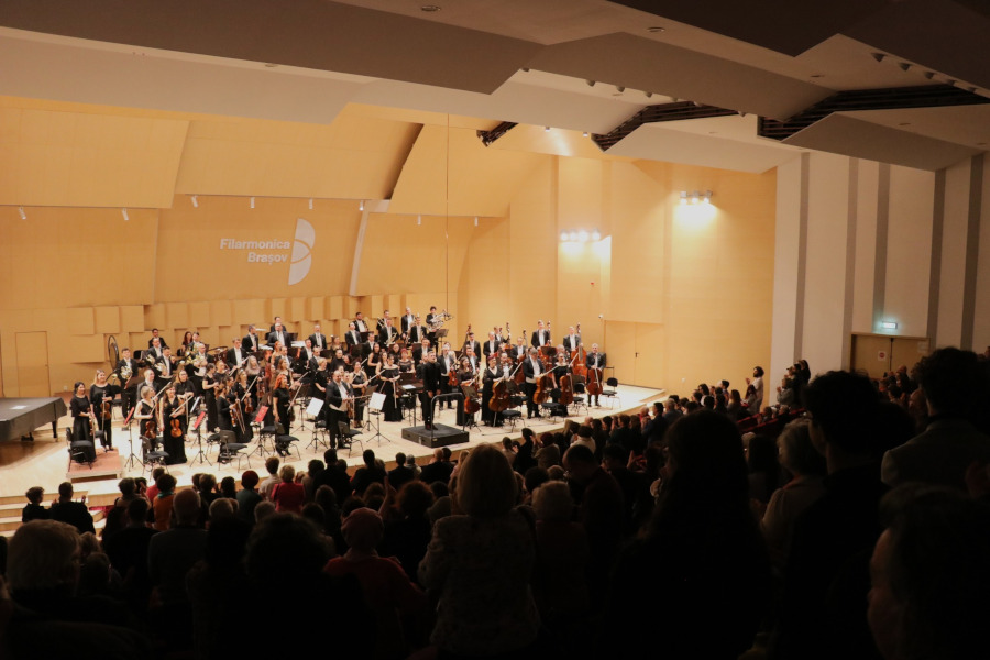 Concert simfonic la Filarmonica Brasov Foto Iosif Trif